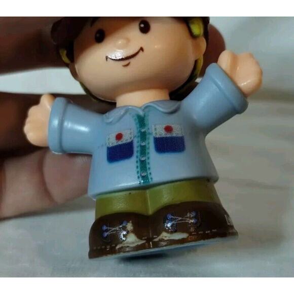 Little People Helpful Harvester Green Tractor Replacement Farmer Man Figure - Picture 4 of 5